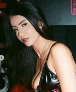 Roxie Sinner