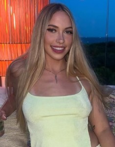 Khloe Kapri