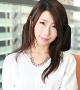 Shinoda Ayumi