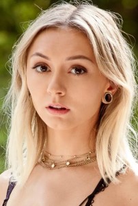 Chloe Temple
